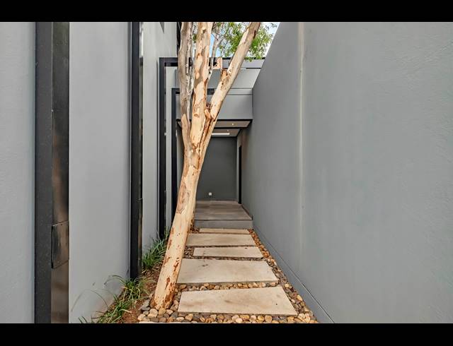 4 BEDROOM HOUSE FOR SALE IN ILLOVO